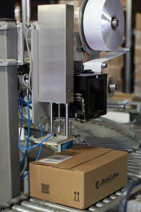 Maxicoffee : Eti3000TB pose dessus d l'étiquette d'expédition